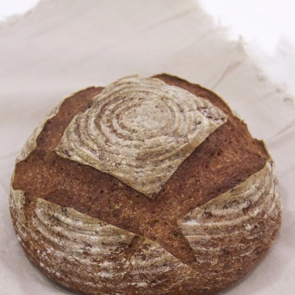 Գյուղական հաց կանաչ հնդկաձավարով